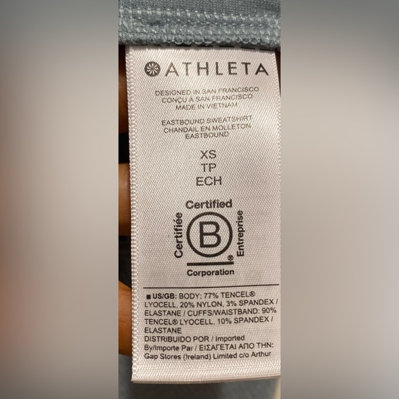 ATHLETA *NWOT* Eastbound Sweatshirt - Picture 7 of 8
